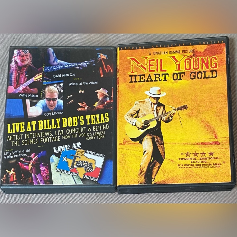 Set of 2 DVDs
Neil Young and
Live at Billy Bob's Texas